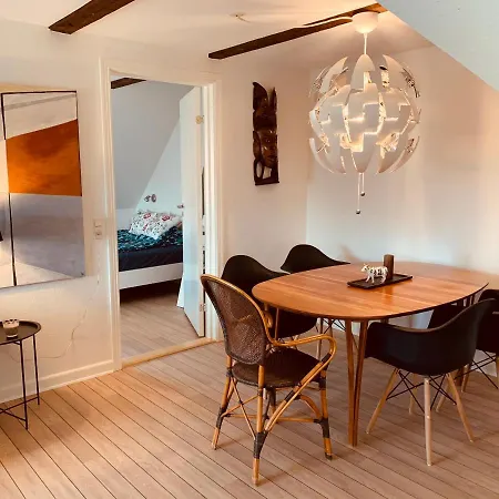 Hyggelig 1.sals I Midtby.